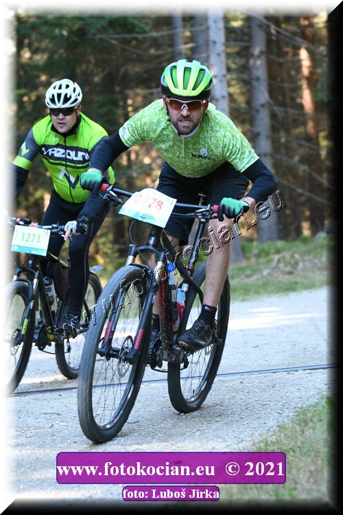 Náhled obrázku: 2021-7526-CTAuthor-2778.JPG