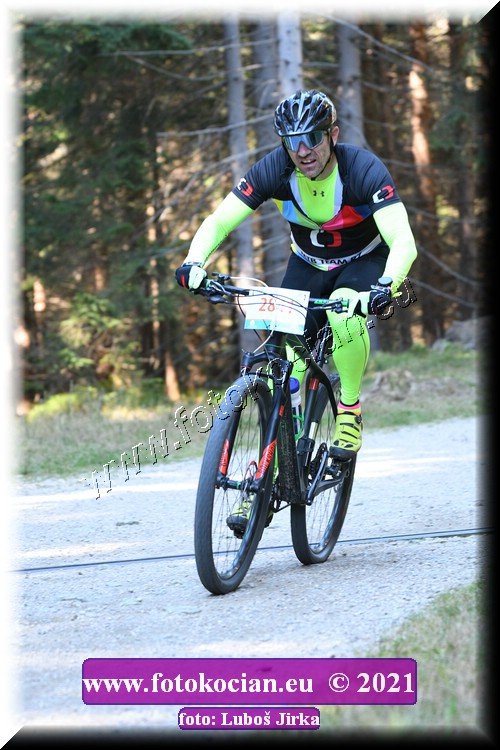 Náhled obrázku: 2021-7539-CTAuthor-2841.JPG