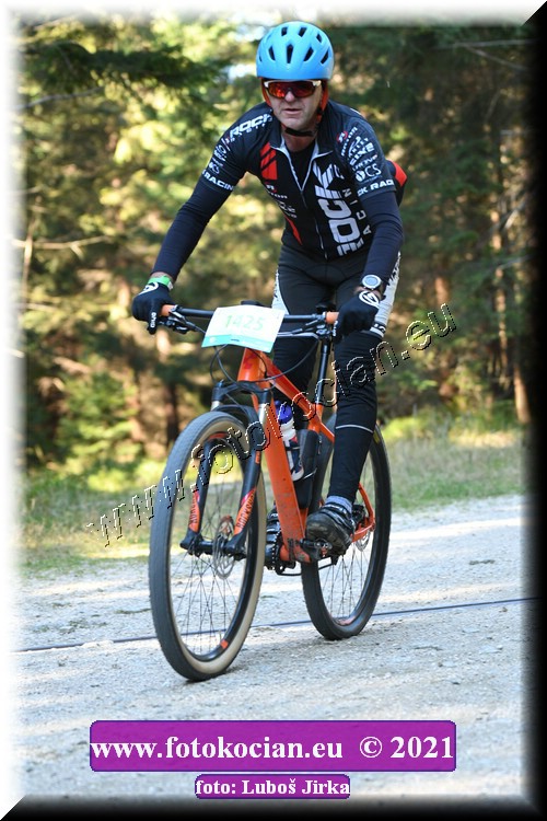 Náhled obrázku: 2021-7566-CTAuthor-1425.JPG