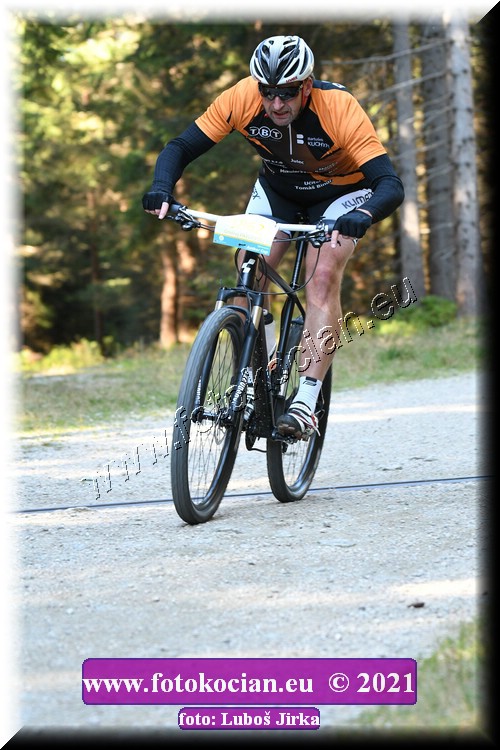 Náhled obrázku: 2021-7577-CTAuthor-1862.JPG