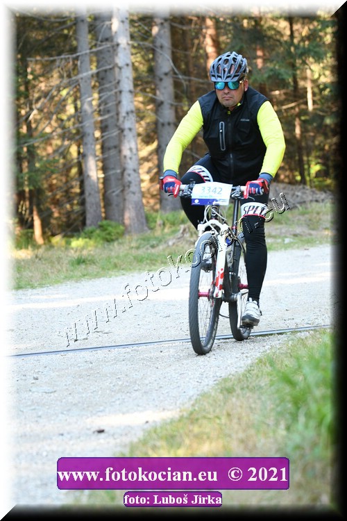 Náhled obrázku: 2021-7581-CTAuthor-3342.JPG