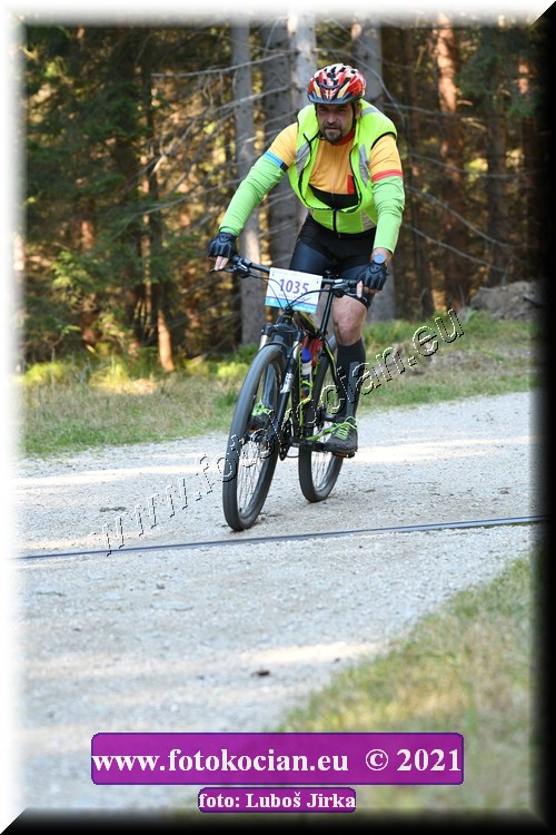 Náhled obrázku: 2021-7582-CTAuthor-1035.JPG