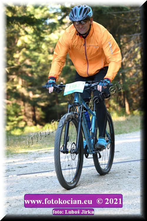 Náhled obrázku: 2021-7586-CTAuthor-1582.JPG