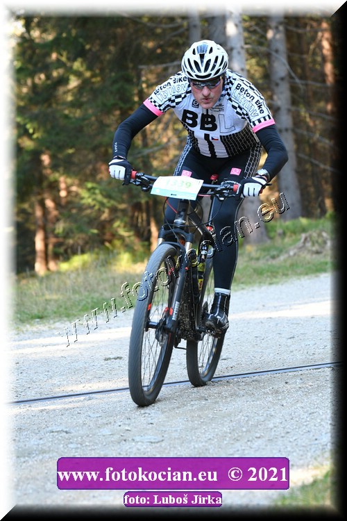 Náhled obrázku: 2021-7603-CTAuthor-1339.JPG