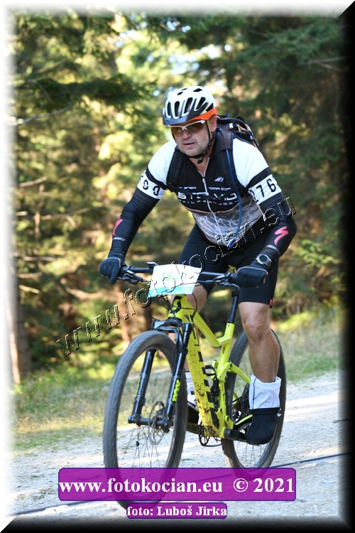 Náhled obrázku: 2021-7616-CTAuthor-1600.JPG