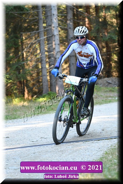 Náhled obrázku: 2021-7627-CTAuthor-1344.JPG