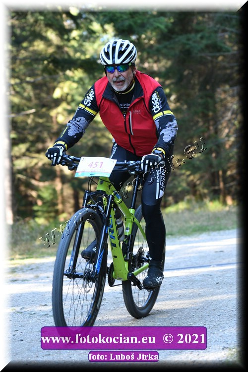 Náhled obrázku: 2021-7645-CTAuthor-451.JPG