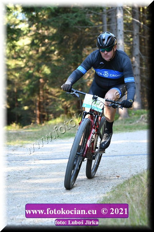 Náhled obrázku: 2021-7650-CTAuthor-1632.JPG