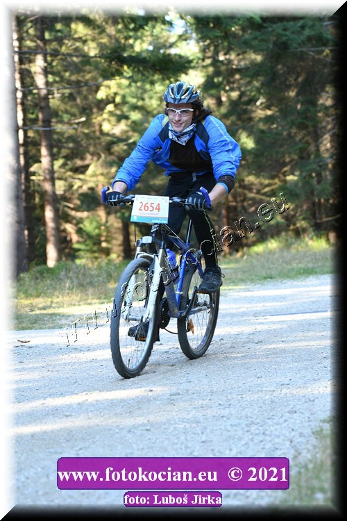 Náhled obrázku: 2021-7667-CTAuthor-2654.JPG