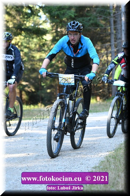 Náhled obrázku: 2021-7672-CTAuthor-2239.JPG