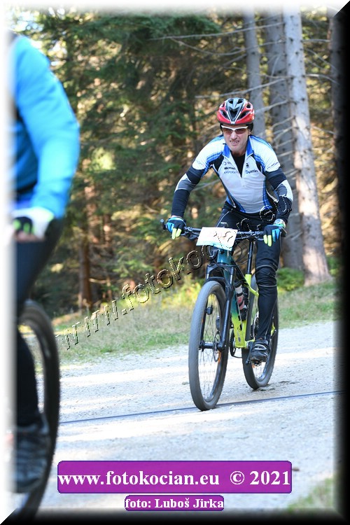 Náhled obrázku: 2021-7696-CTAuthor-2807.JPG