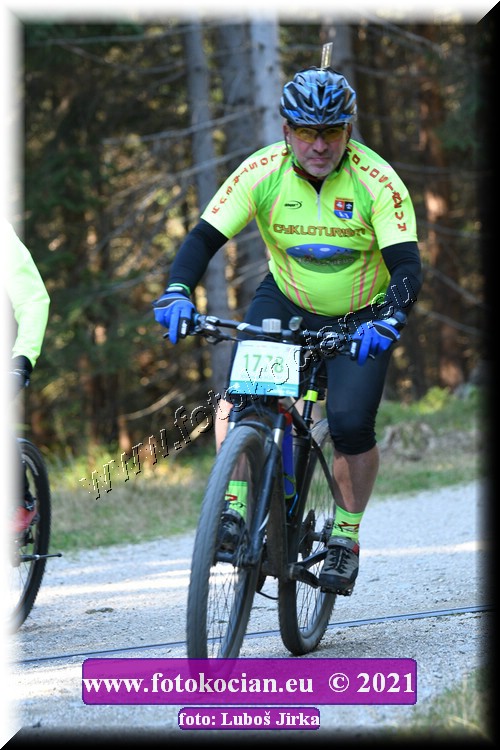 Náhled obrázku: 2021-7713-CTAuthor-1778.JPG