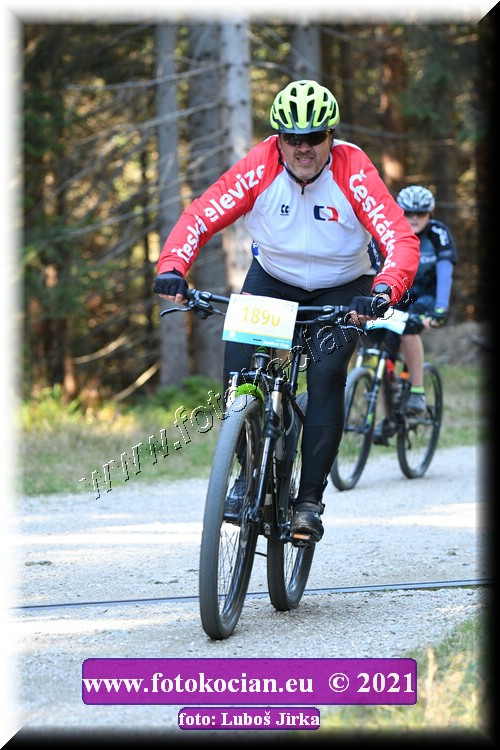 Náhled obrázku: 2021-7714-CTAuthor-1890.JPG