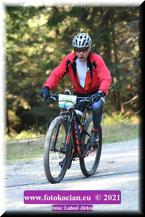 Náhled obrázku: 2021-7728-CTAuthor-1393.JPG