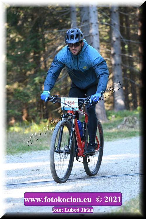 Náhled obrázku: 2021-7738-CTAuthor-2734.JPG