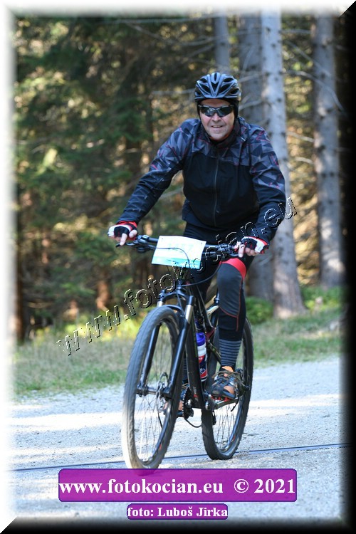 Náhled obrázku: 2021-7739-CTAuthor-1457.JPG