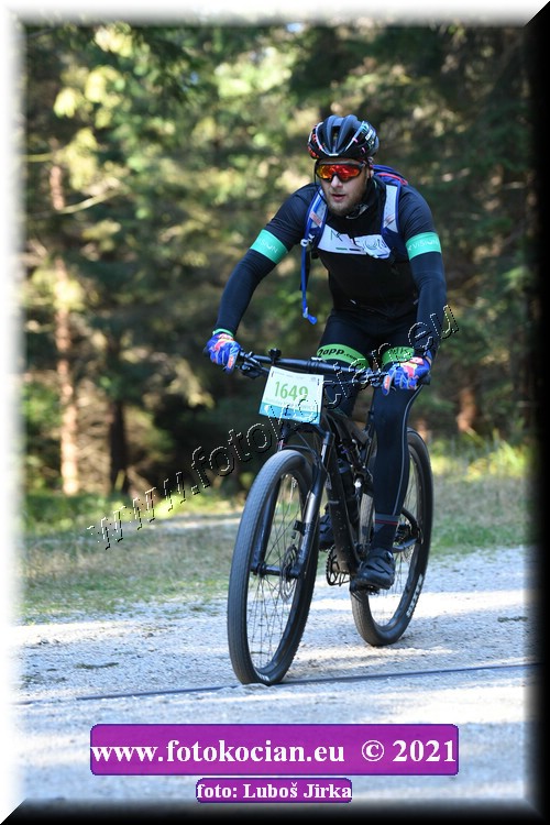 Náhled obrázku: 2021-7740-CTAuthor-1649.JPG