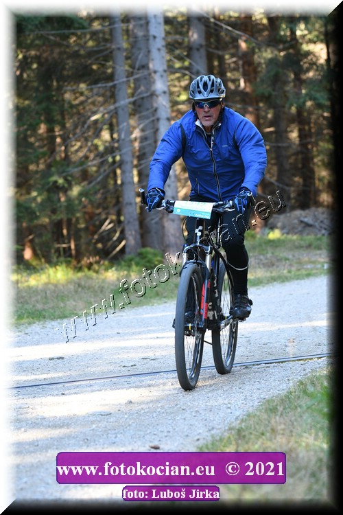 Náhled obrázku: 2021-7773-CTAuthor-1349.JPG