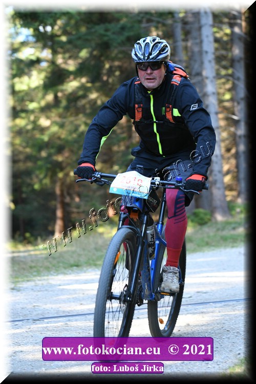 Náhled obrázku: 2021-7777-CTAuthor-2610.JPG