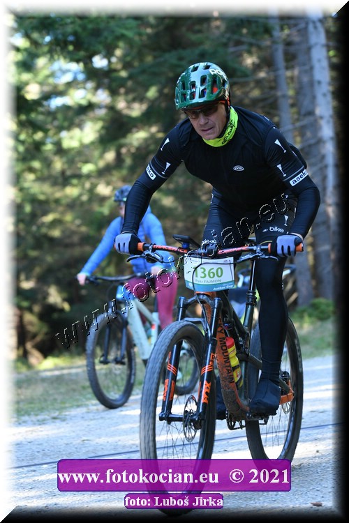 Náhled obrázku: 2021-7780-CTAuthor-1360.JPG