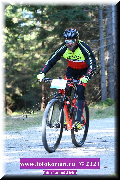 Náhled obrázku: 2021-7785-CTAuthor-2581.JPG