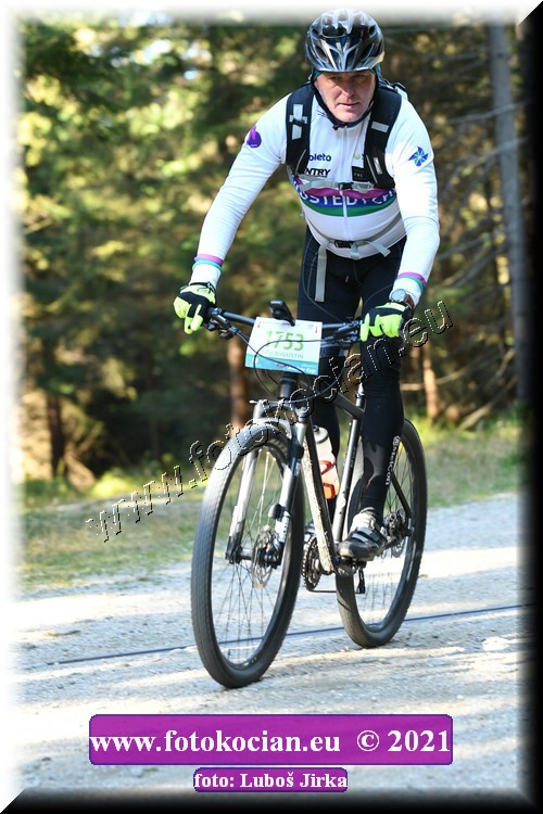 Náhled obrázku: 2021-7805-CTAuthor-1753.JPG