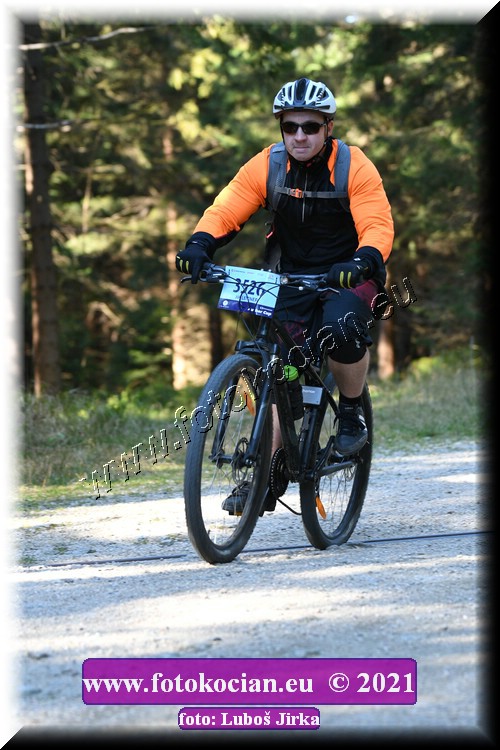 Náhled obrázku: 2021-7811-CTAuthor-3526.JPG