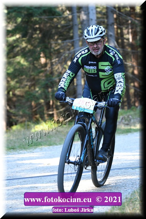 Náhled obrázku: 2021-7822-CTAuthor-2810.JPG