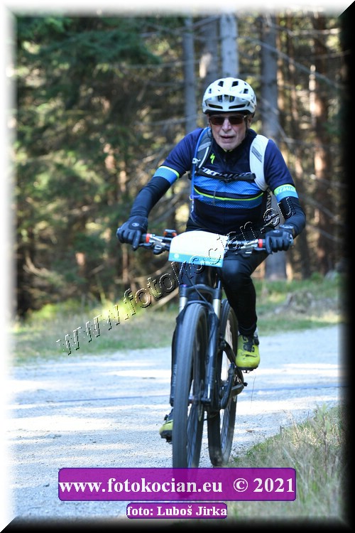 Náhled obrázku: 2021-7848-CTAuthor-0.JPG