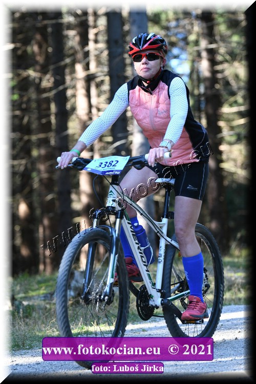 Náhled obrázku: 2021-7866-CTAuthor-3382.JPG