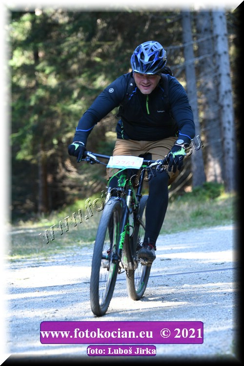 Náhled obrázku: 2021-7898-CTAuthor-2761.JPG