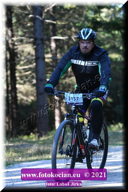 Náhled obrázku: 2021-7910-CTAuthor-3157.JPG