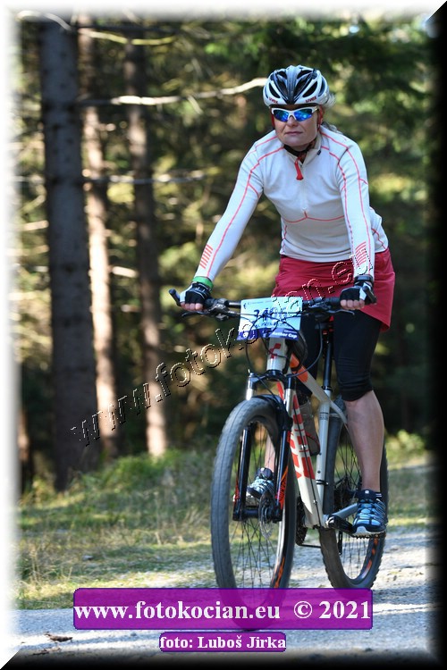 Náhled obrázku: 2021-7917-CTAuthor-3406.JPG