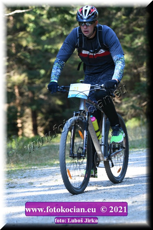 Náhled obrázku: 2021-7925-CTAuthor-0.JPG