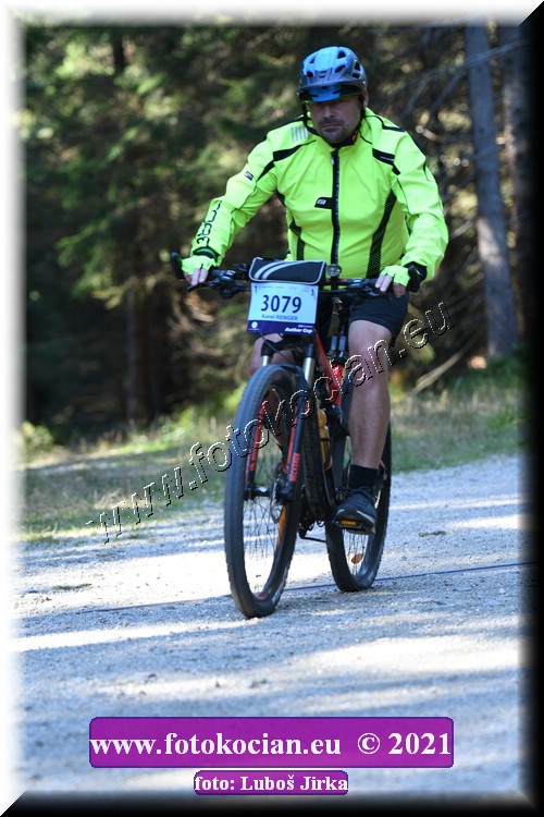 Náhled obrázku: 2021-7931-CTAuthor-3079.JPG