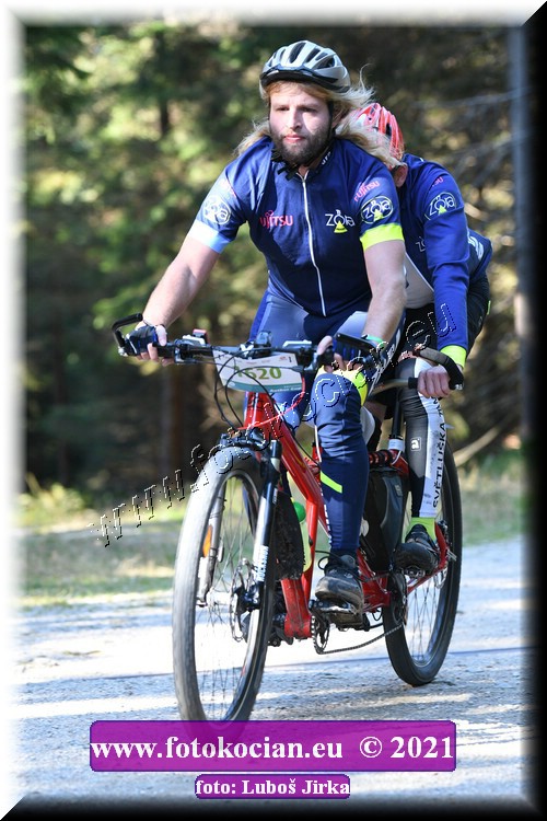 Náhled obrázku: 2021-7940-CTAuthor-1620.JPG