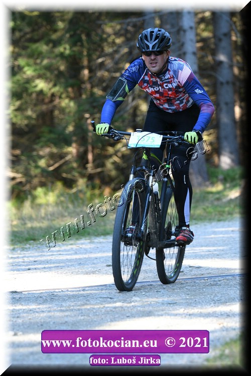 Náhled obrázku: 2021-7976-CTAuthor-1575.JPG