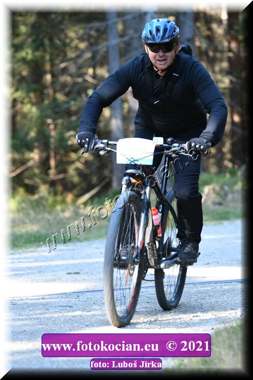 Náhled obrázku: 2021-7978-CTAuthor-0.JPG