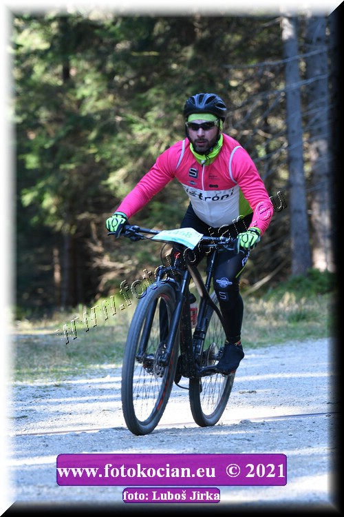 Náhled obrázku: 2021-8001-CTAuthor-1468.JPG