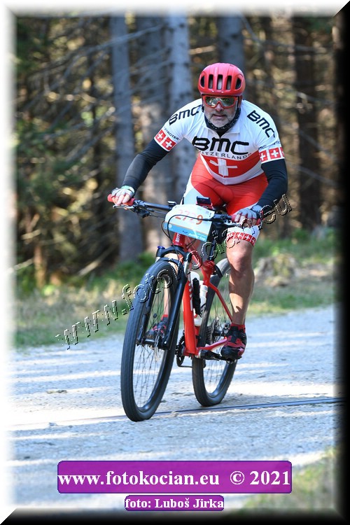 Náhled obrázku: 2021-8013-CTAuthor-2729.JPG