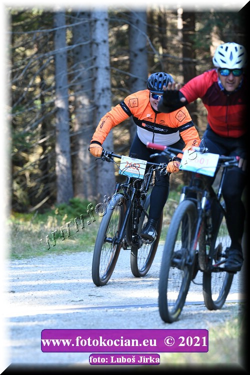 Náhled obrázku: 2021-8041-CTAuthor-2682.JPG