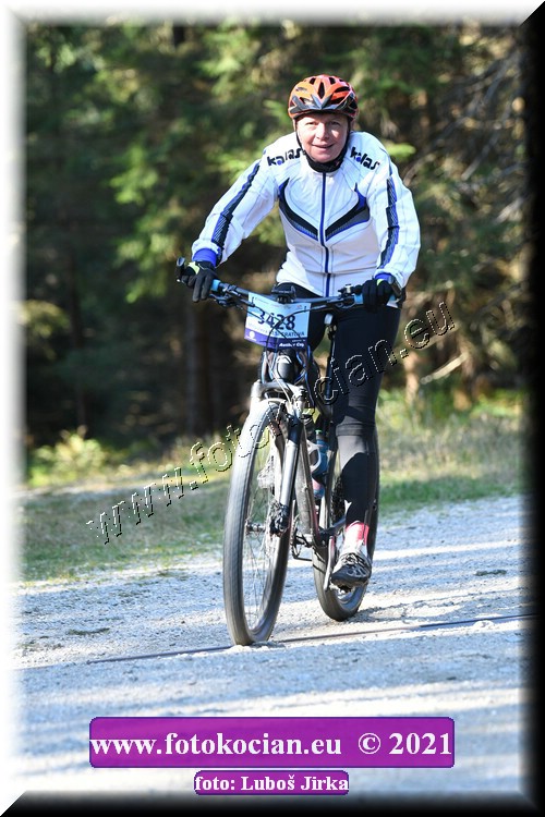 Náhled obrázku: 2021-8062-CTAuthor-3428.JPG