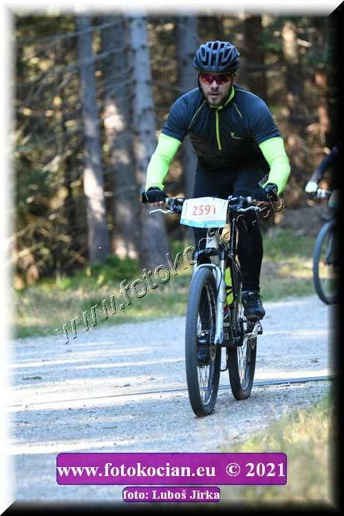 Náhled obrázku: 2021-8075-CTAuthor-2591.JPG