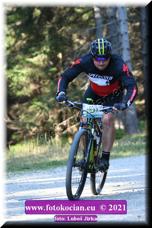 Náhled obrázku: 2021-8079-CTAuthor-1637.JPG