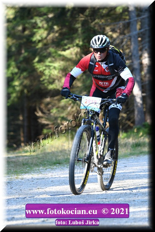 Náhled obrázku: 2021-8080-CTAuthor-2819.JPG