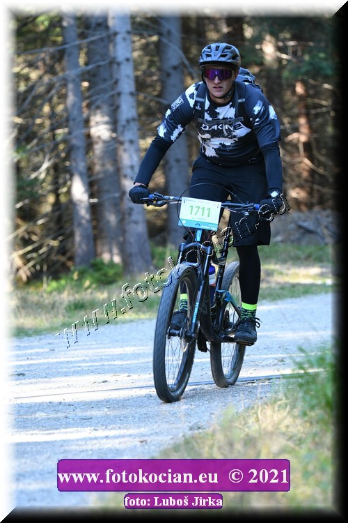 Náhled obrázku: 2021-8087-CTAuthor-1711.JPG