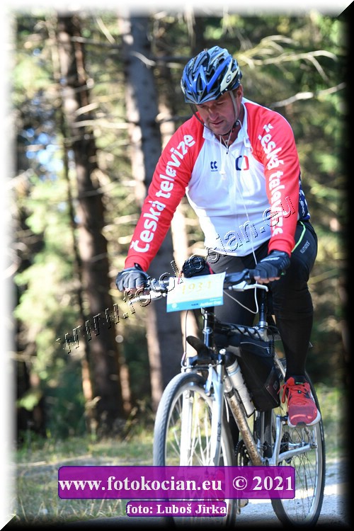 Náhled obrázku: 2021-8089-CTAuthor-1934.JPG