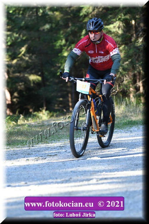 Náhled obrázku: 2021-8093-CTAuthor-2137.JPG