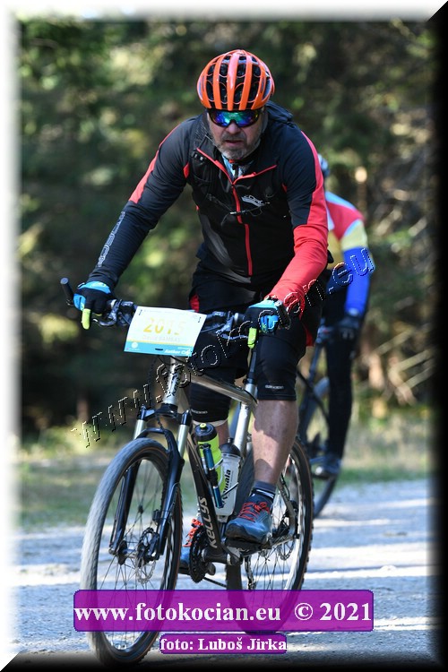 Náhled obrázku: 2021-8100-CTAuthor-2015.JPG