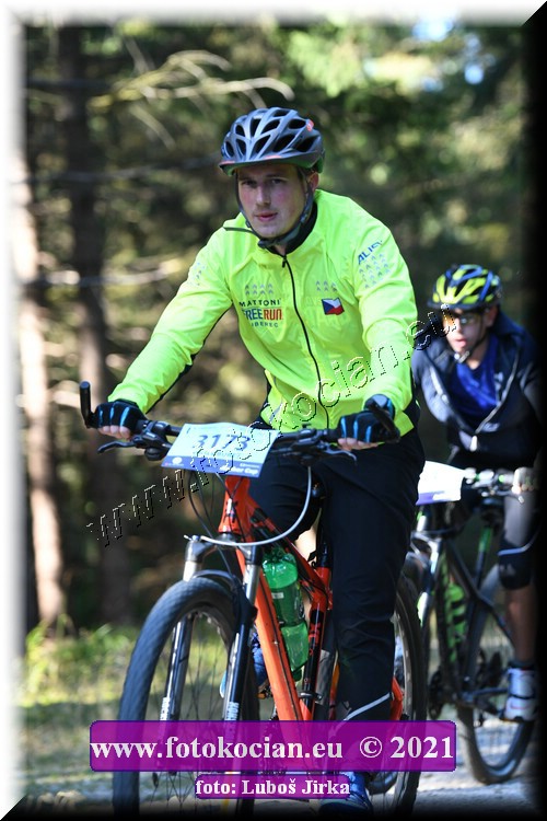 Náhled obrázku: 2021-8110-CTAuthor-3173.JPG